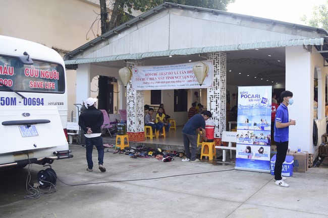 Humanitarian Blood Donation